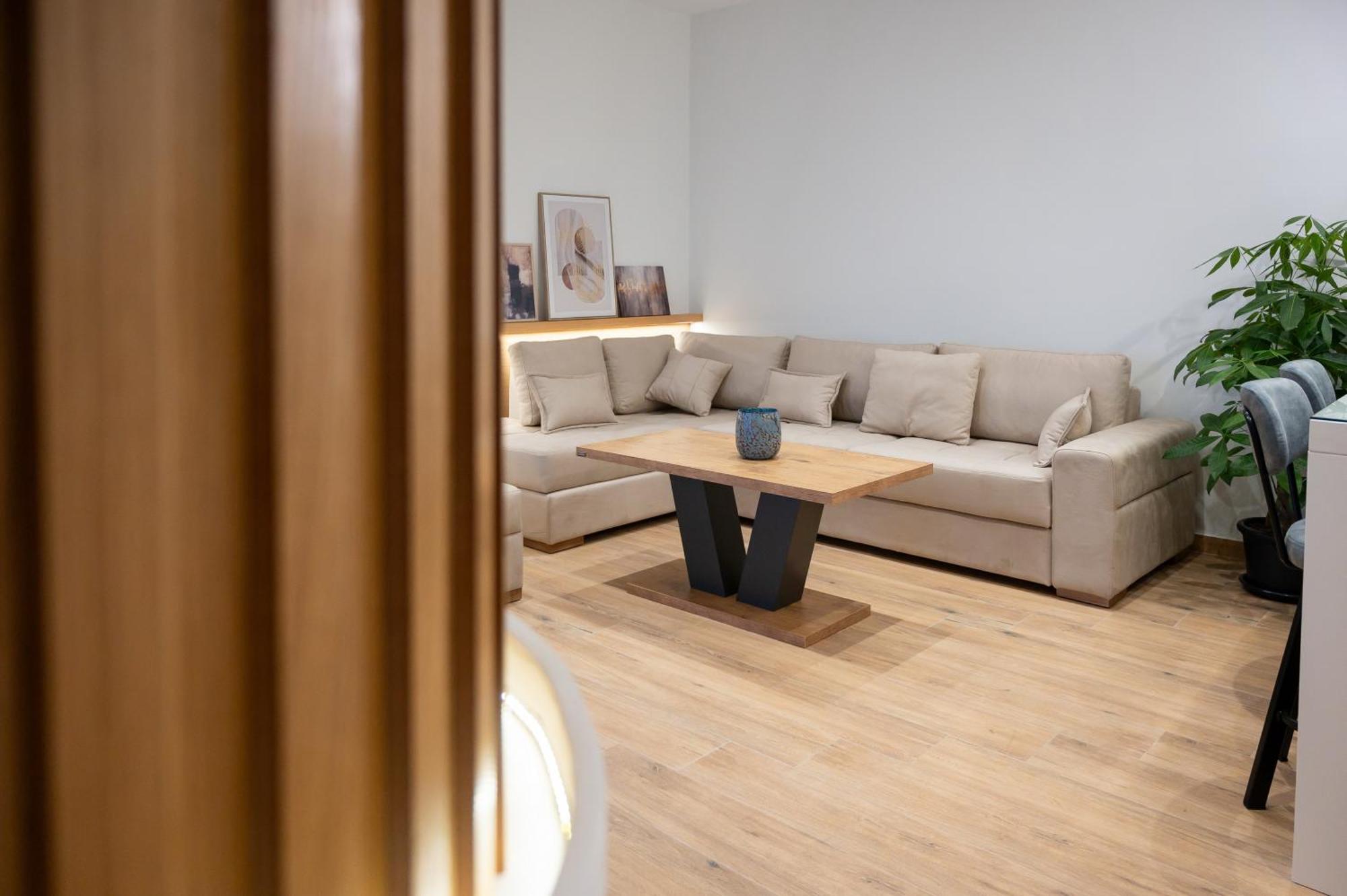 Kefaloviso Luxury 2